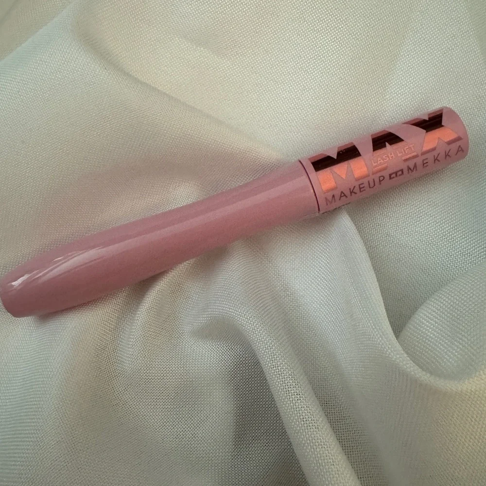 MAX MAKEUP MEKKA Mascara